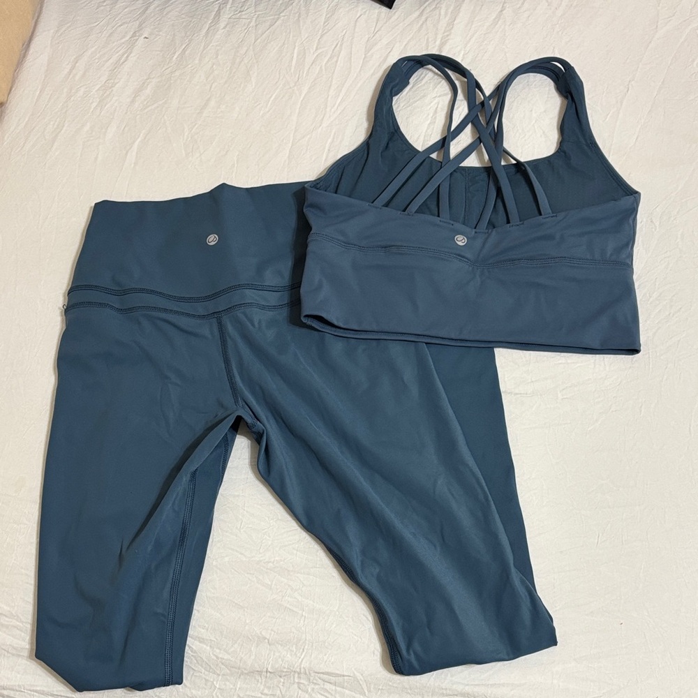 CRZ YOGA Women's Blue Activewear Set
